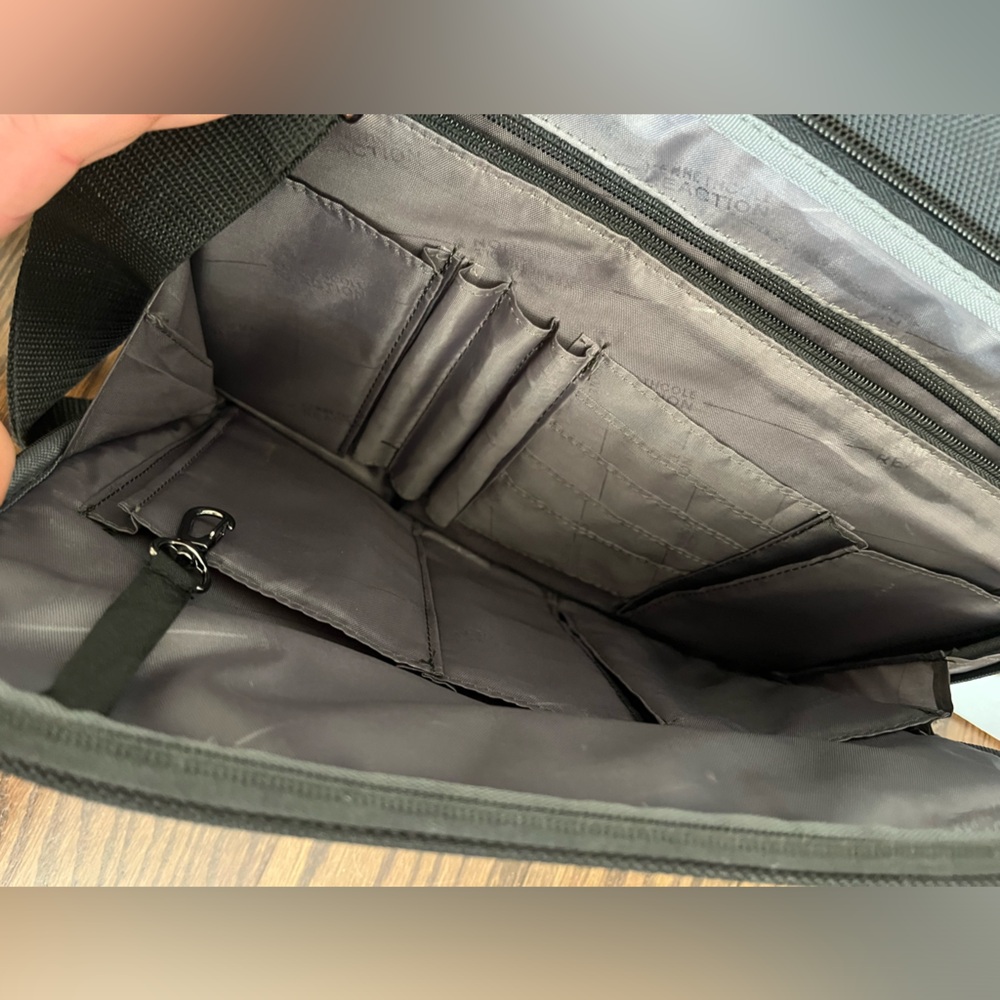 Black checkpoint airport security friendly travel work commute padded laptop bag - Picture 5 of 6